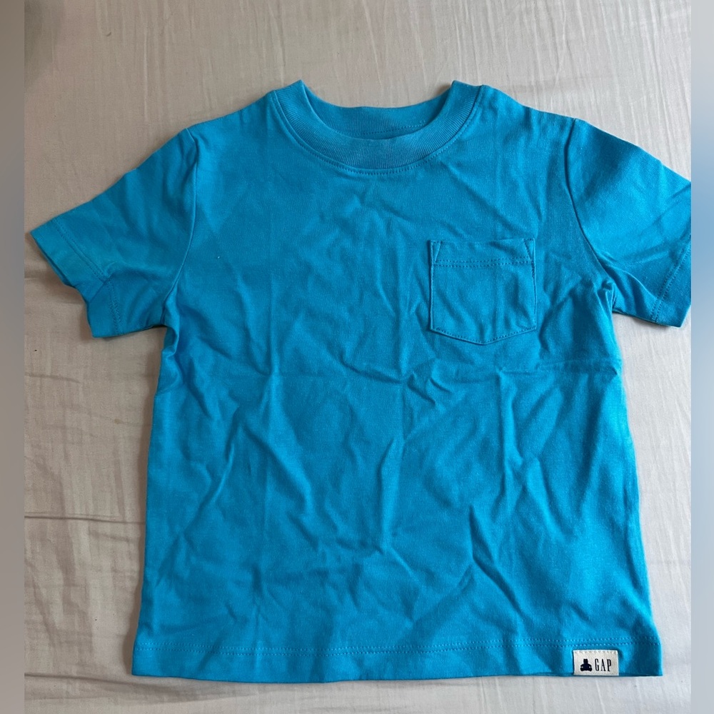 Baby Gap Short Sleeve Top - have matching shorts